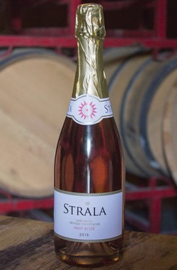 STRALA 2015 BRUT ROSE